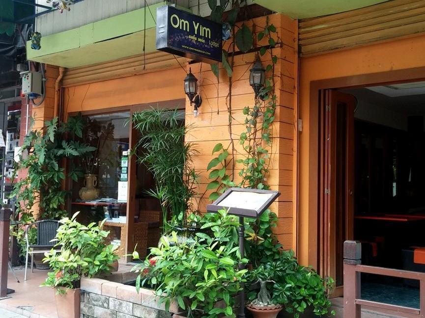 Oyo 437 Hostel Na Nara Bangkok Bagian luar foto