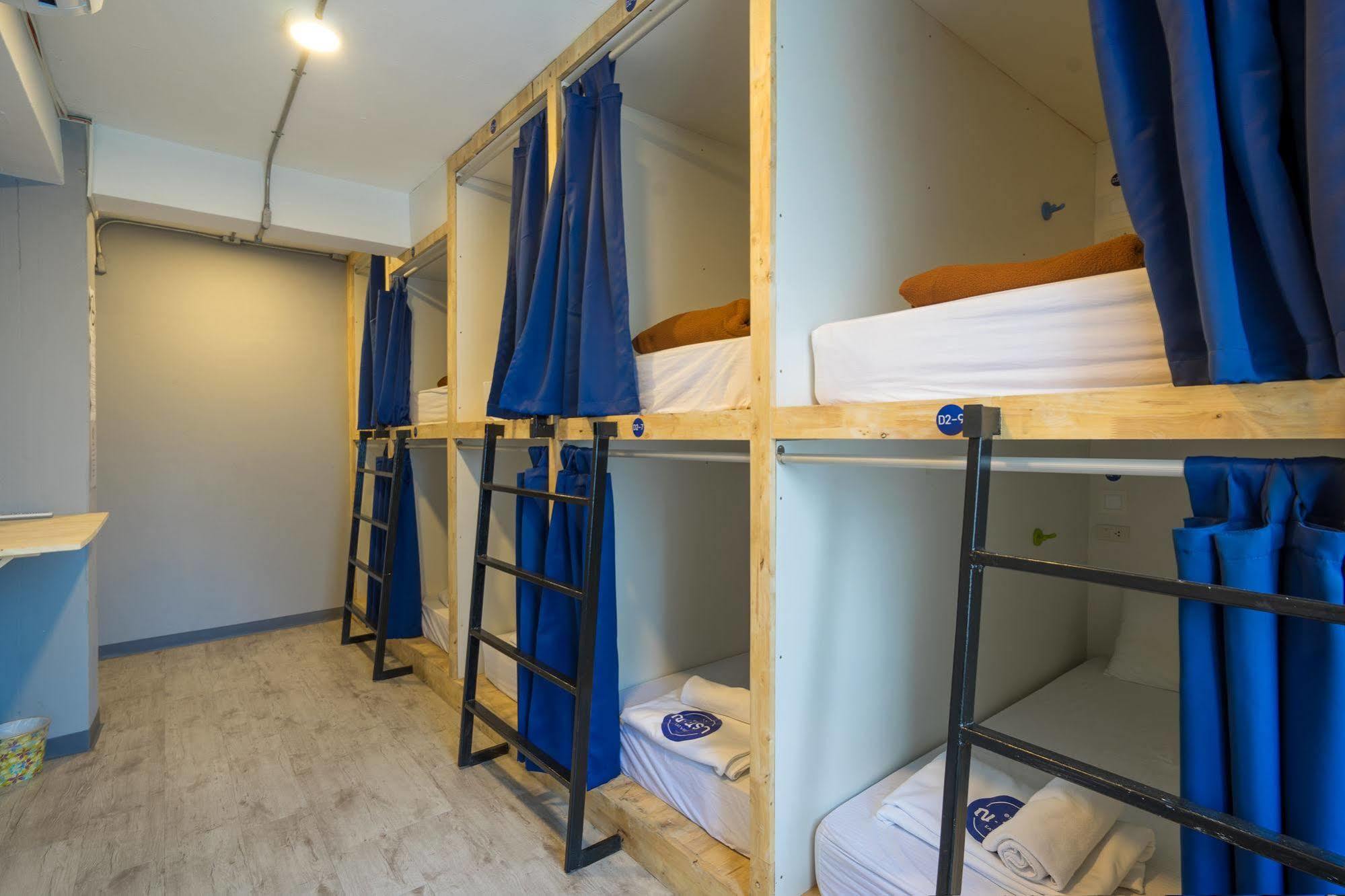 Oyo 437 Hostel Na Nara Bangkok Bagian luar foto