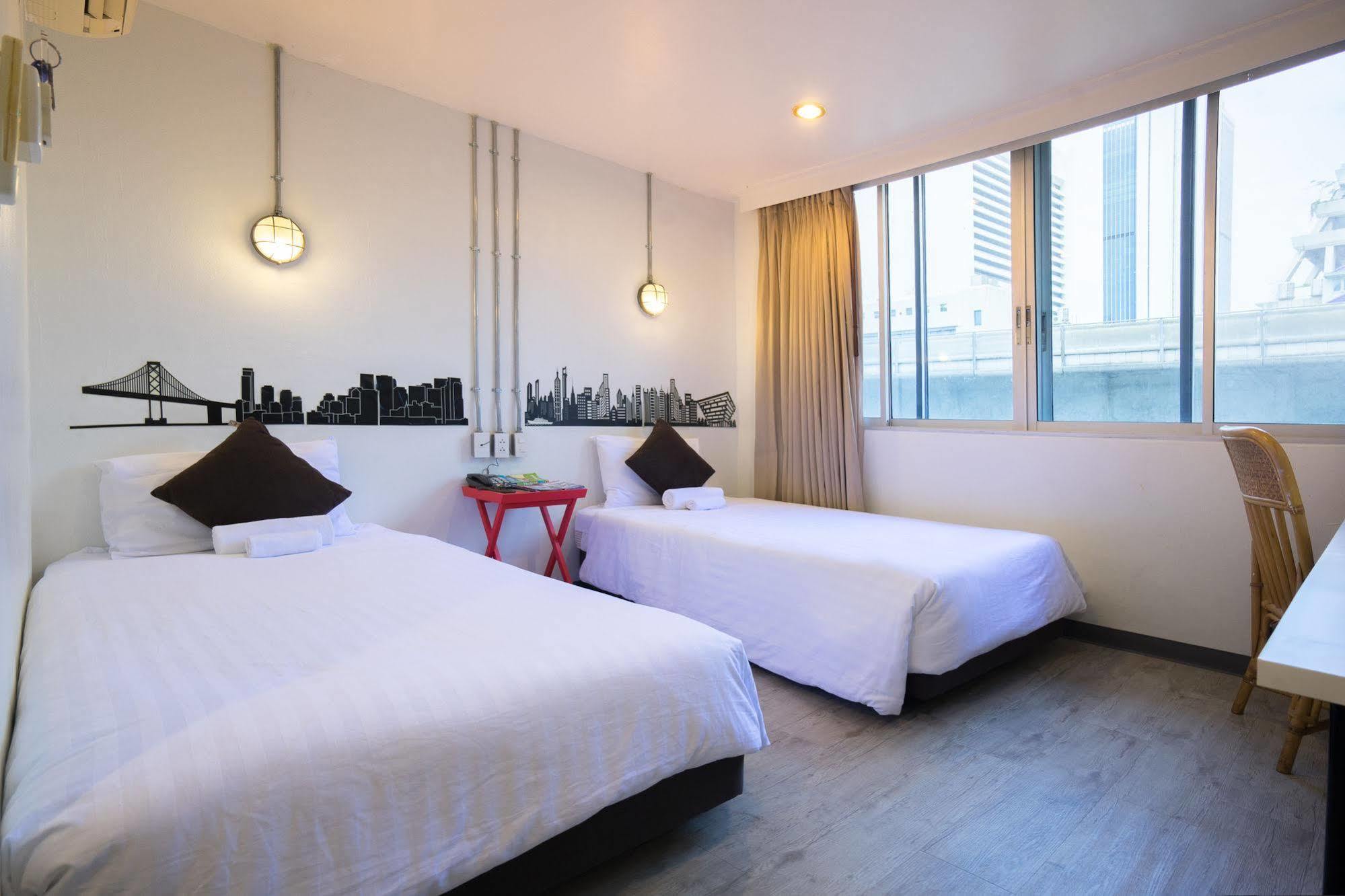 Oyo 437 Hostel Na Nara Bangkok Bagian luar foto