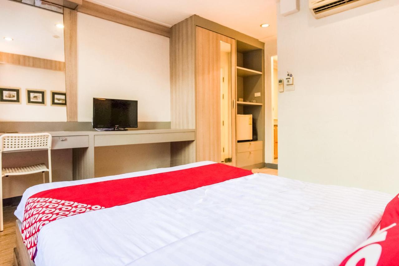 Oyo 437 Hostel Na Nara Bangkok Bagian luar foto