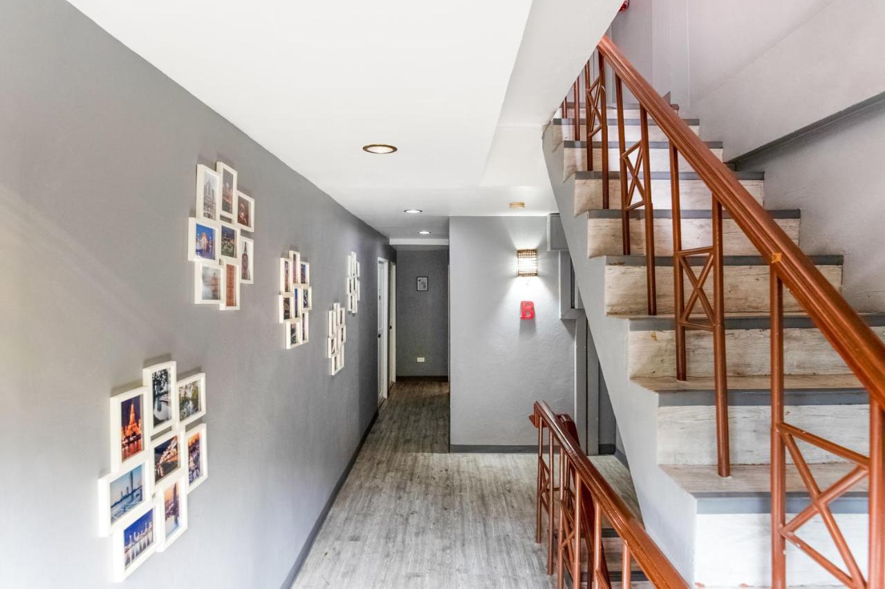 Oyo 437 Hostel Na Nara Bangkok Bagian luar foto