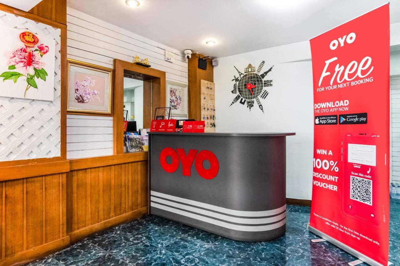 Oyo 437 Hostel Na Nara Bangkok Bagian luar foto